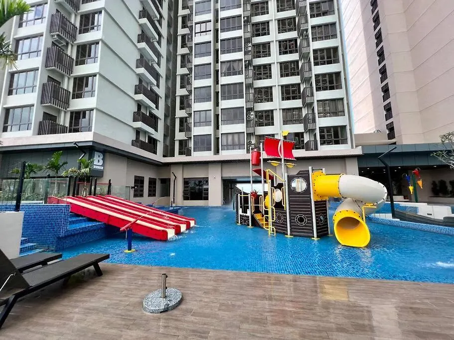 Bali New Holiday Stay@Melaka /2 Room/6Pax/Tvbox Malacca